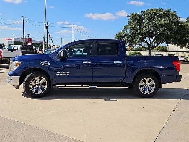 2017 Nissan Titan SV