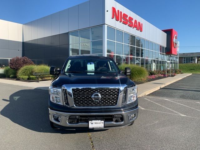 2017 Nissan Titan SV