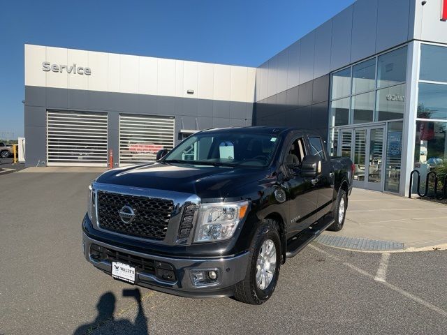 2017 Nissan Titan SV