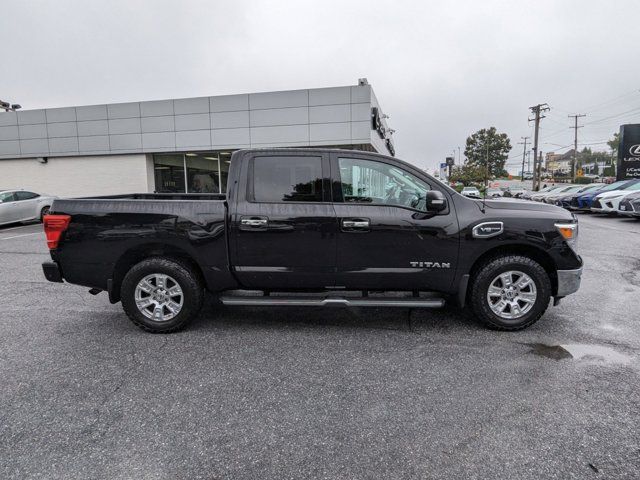 2017 Nissan Titan SV