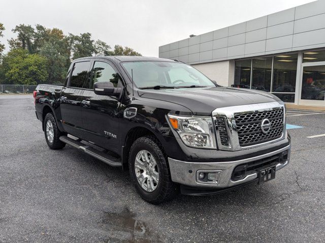 2017 Nissan Titan SV