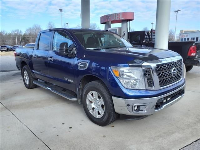 2017 Nissan Titan SV