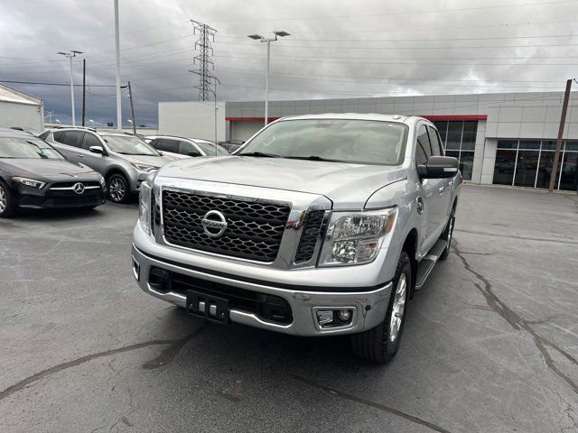 2017 Nissan Titan SV