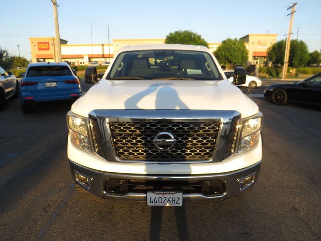 2017 Nissan Titan SV