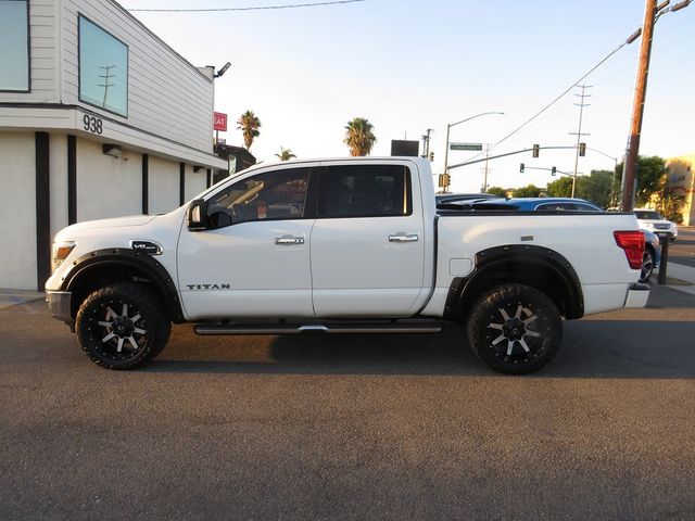 2017 Nissan Titan SV