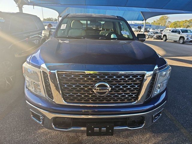 2017 Nissan Titan SV