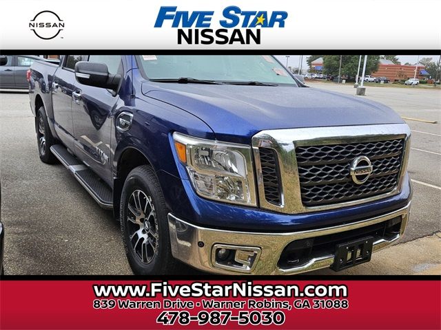 2017 Nissan Titan SV