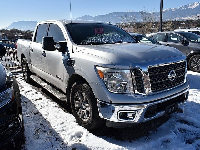 2017 Nissan Titan SV