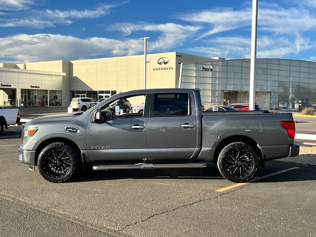 2017 Nissan Titan SV