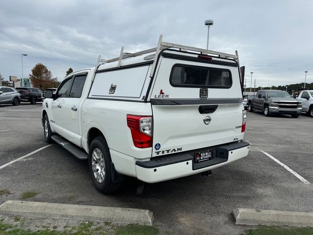 2017 Nissan Titan SV