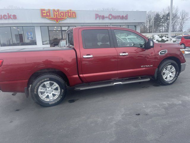 2017 Nissan Titan SV