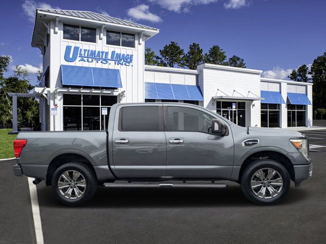 2017 Nissan Titan SV