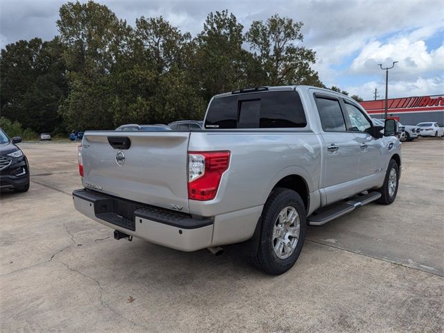 2017 Nissan Titan SV