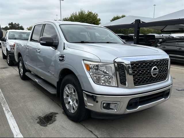 2017 Nissan Titan SV