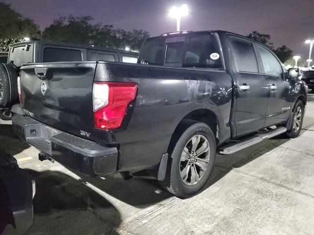 2017 Nissan Titan SV