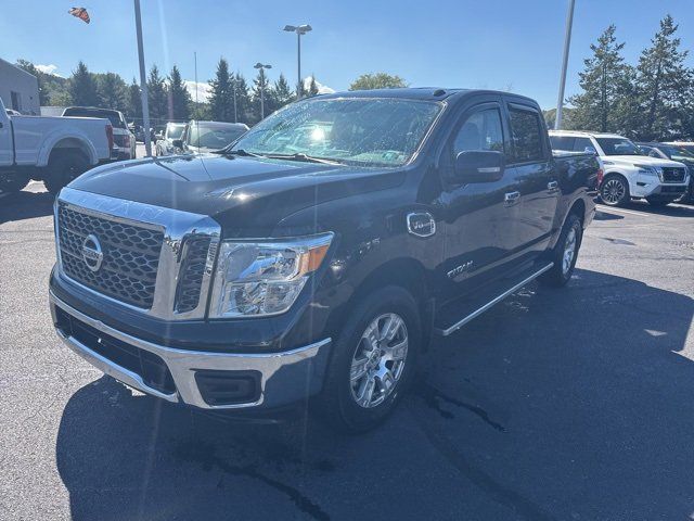 2017 Nissan Titan SV