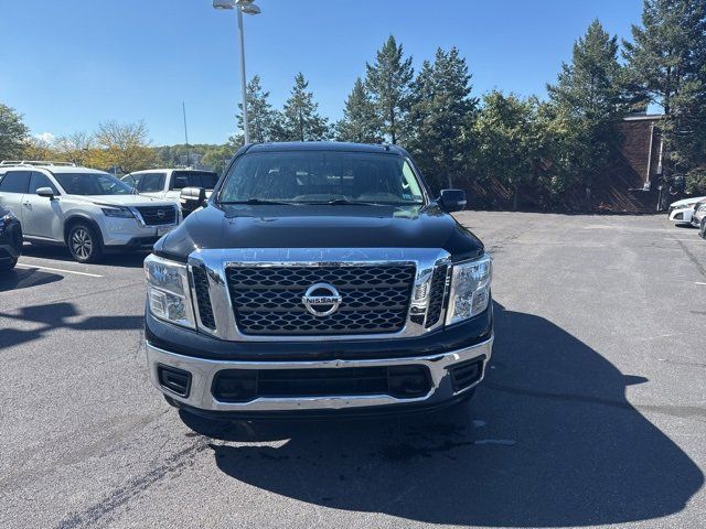 2017 Nissan Titan SV