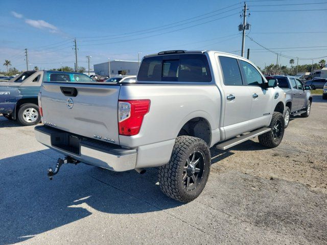 2017 Nissan Titan SV