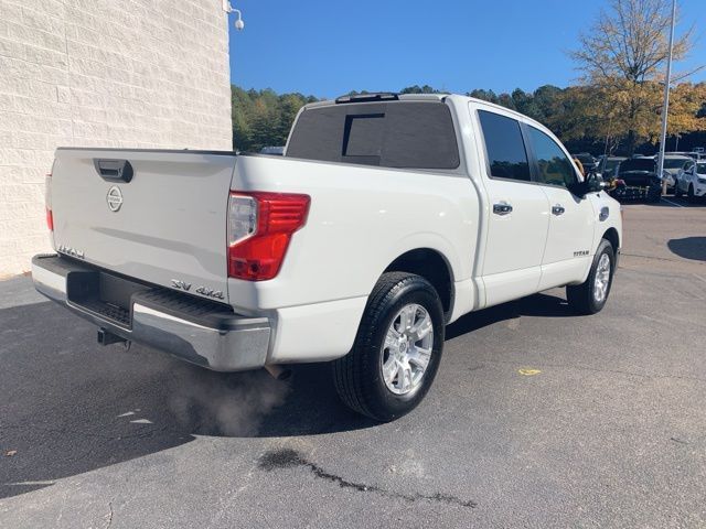 2017 Nissan Titan SV