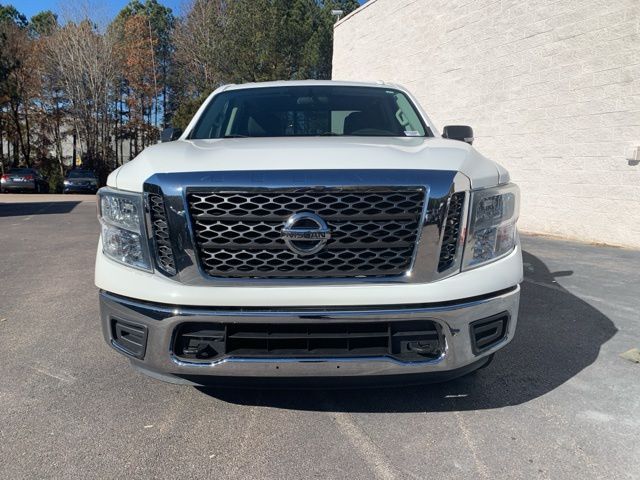 2017 Nissan Titan SV