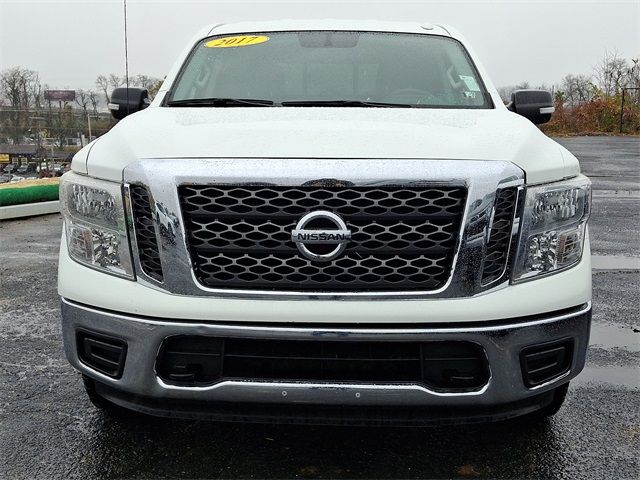 2017 Nissan Titan SV