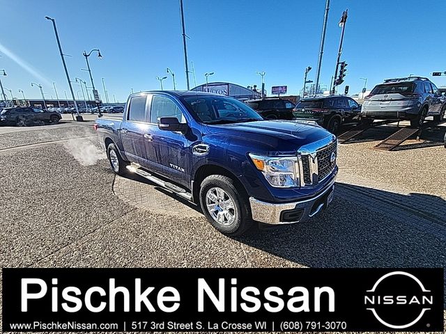 2017 Nissan Titan SV