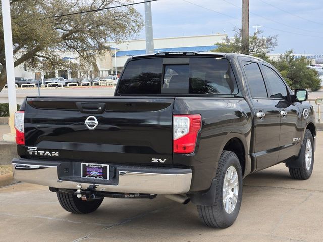 2017 Nissan Titan SV