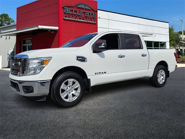 2017 Nissan Titan SV