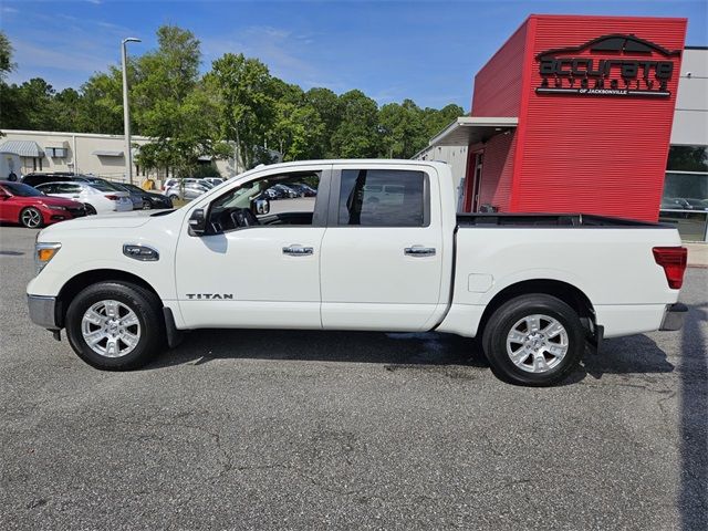 2017 Nissan Titan SV