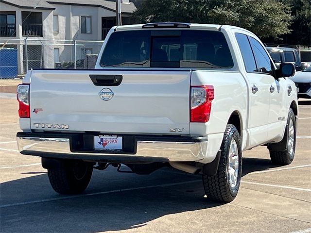 2017 Nissan Titan SV