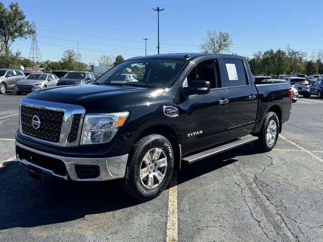 2017 Nissan Titan SV