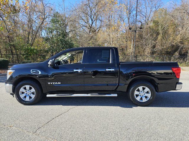 2017 Nissan Titan SV