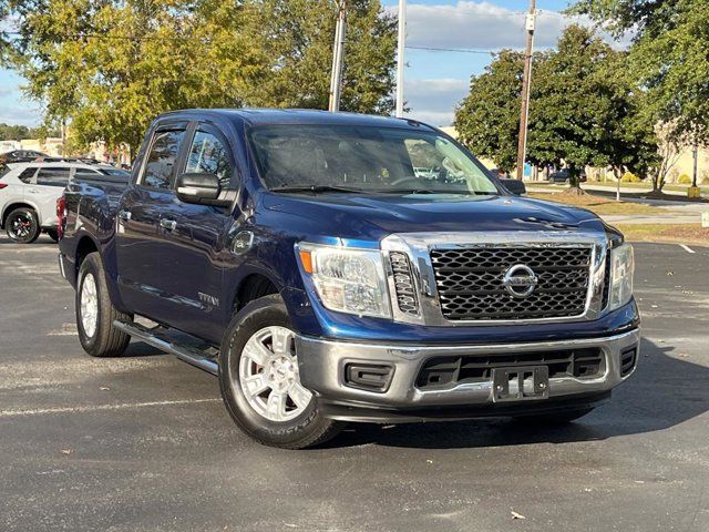 2017 Nissan Titan SV