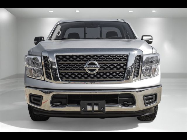 2017 Nissan Titan SV