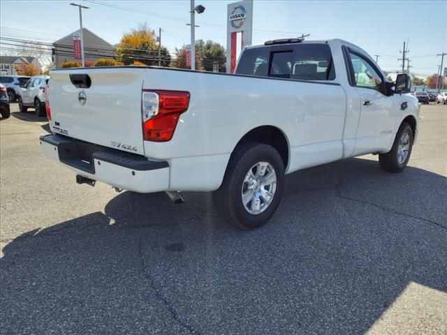 2017 Nissan Titan SV