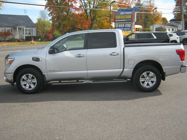 2017 Nissan Titan SV