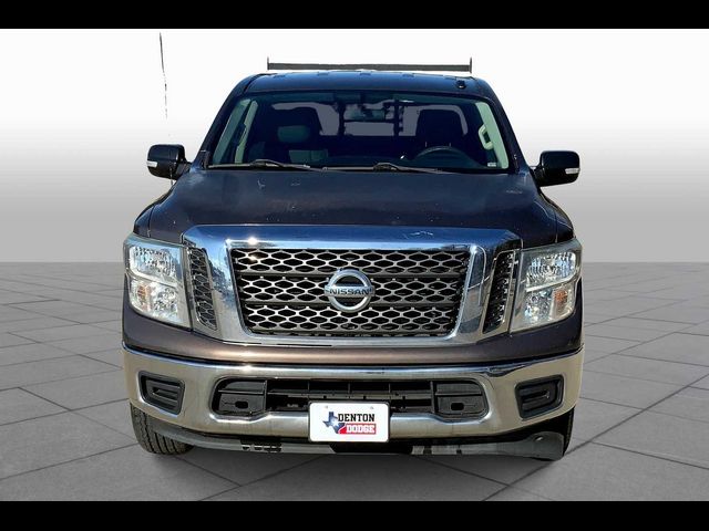 2017 Nissan Titan SV