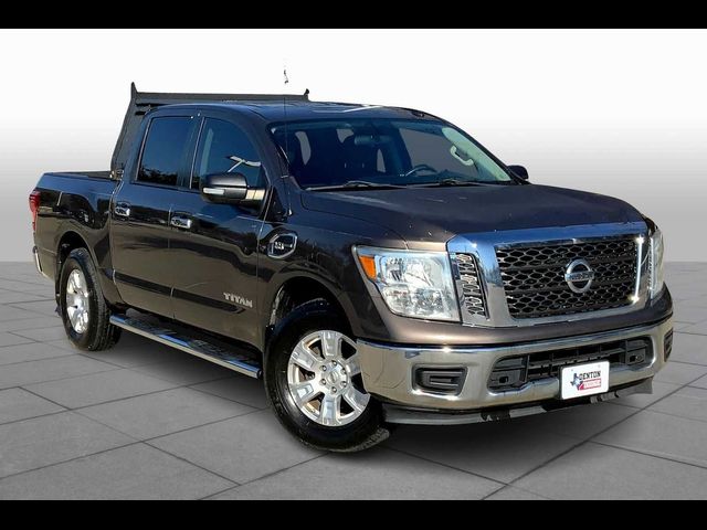 2017 Nissan Titan SV