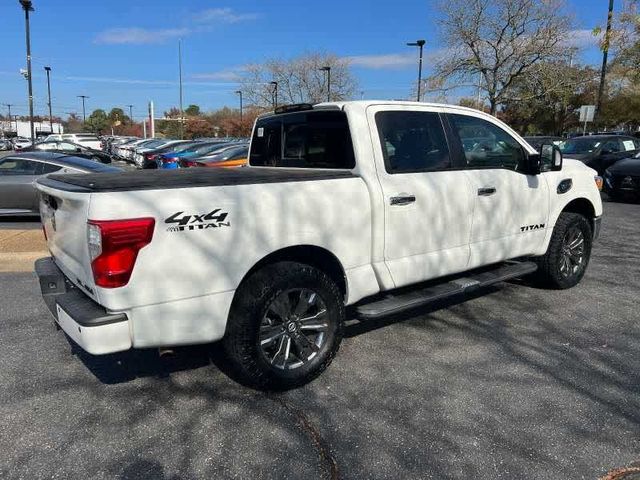 2017 Nissan Titan SV