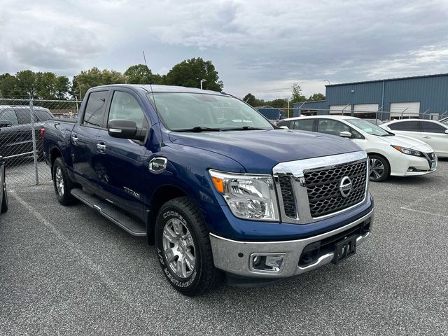 2017 Nissan Titan SV