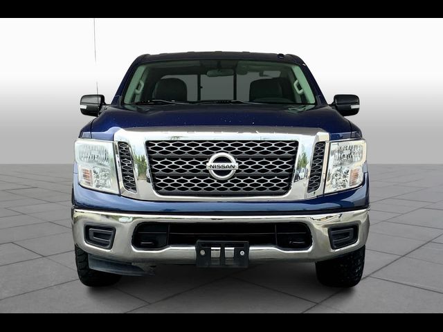 2017 Nissan Titan SV