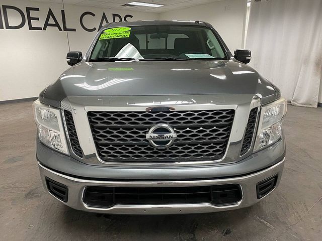 2017 Nissan Titan SV