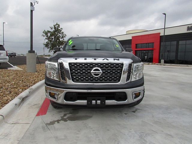 2017 Nissan Titan SV