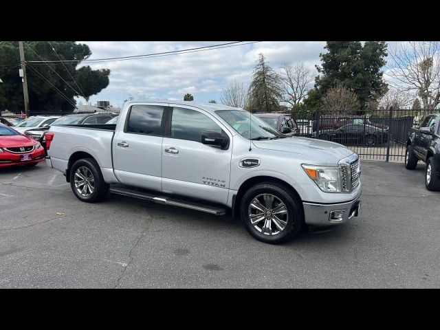 2017 Nissan Titan SV