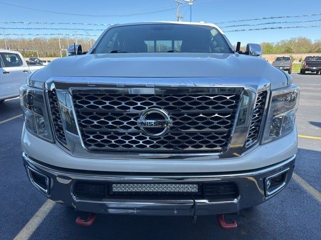 2017 Nissan Titan XD SL