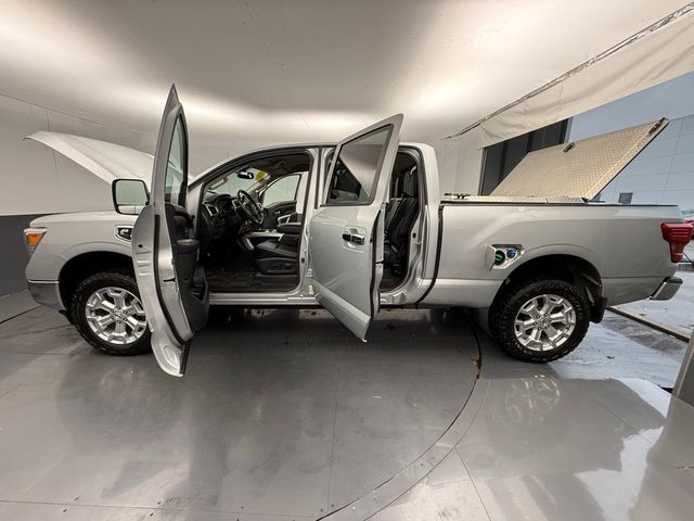 2017 Nissan Titan XD SL