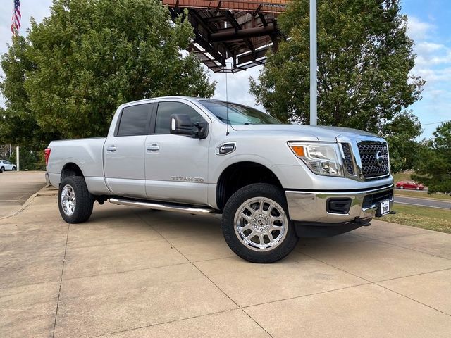 2017 Nissan Titan XD SV