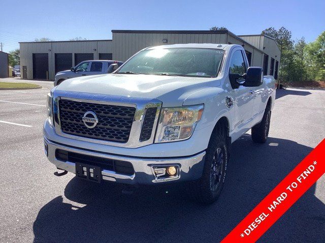 2017 Nissan Titan XD SV