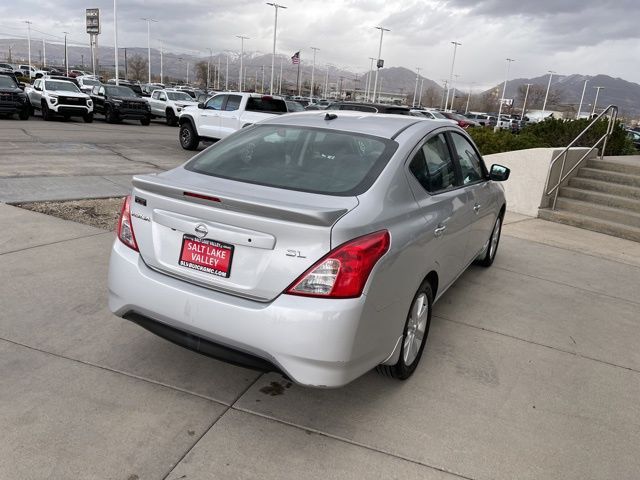 2017 Nissan Versa SL