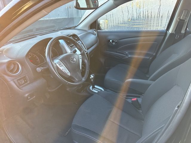 2017 Nissan Versa SL